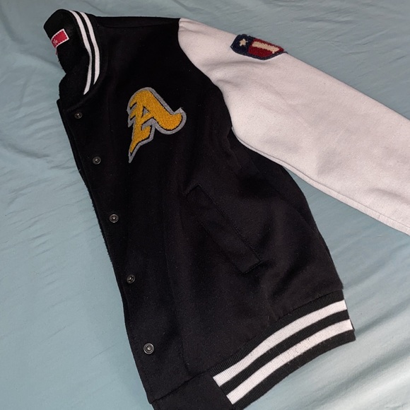 Varsity jacket - Picture 11 of 12